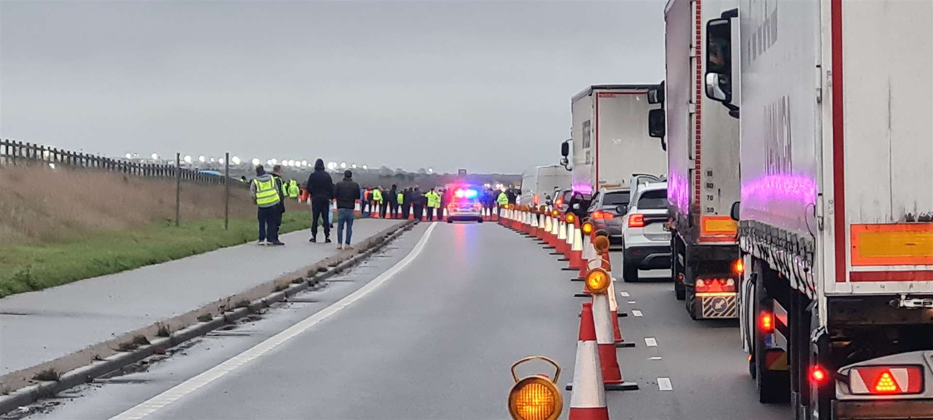 Lorries queue to get into 4,000-capacity Manston Airport