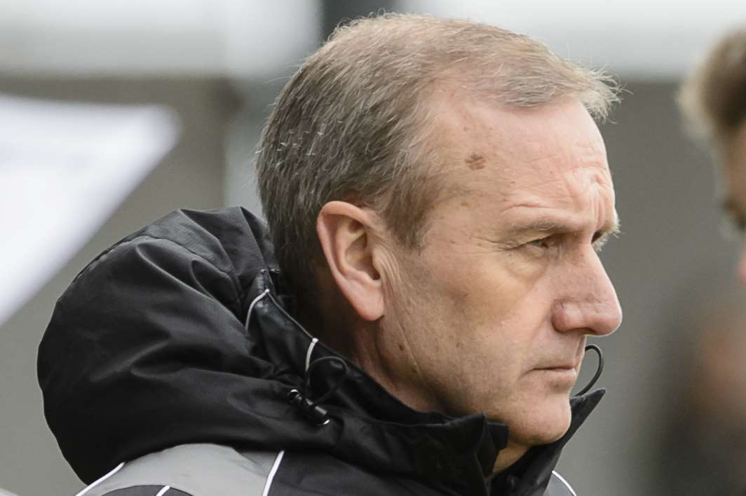 Dartford manager Tony Burman Picture: Andy Payton