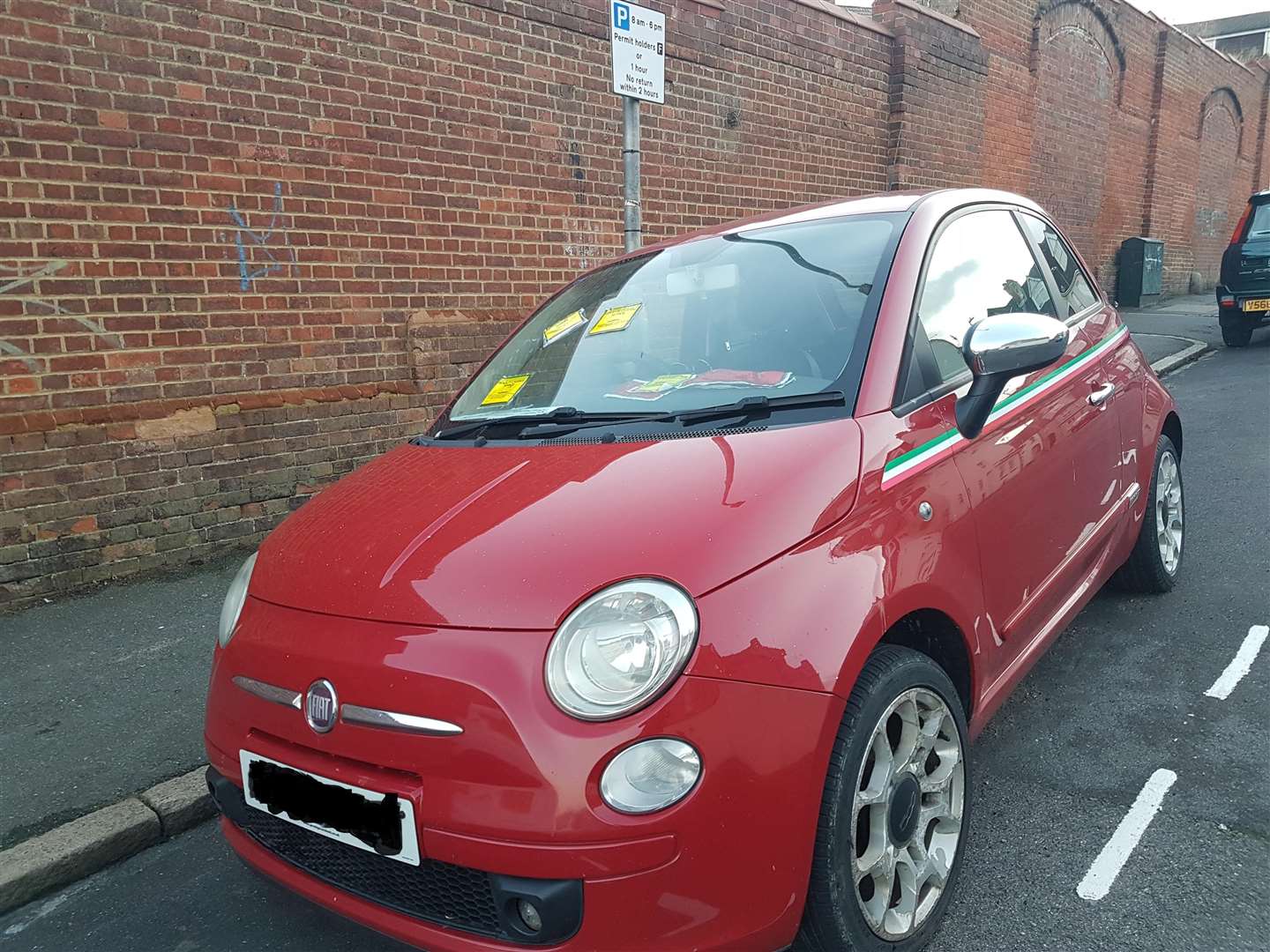 Rogue Fiat 500 - Ship Street Folkestone (5583176)