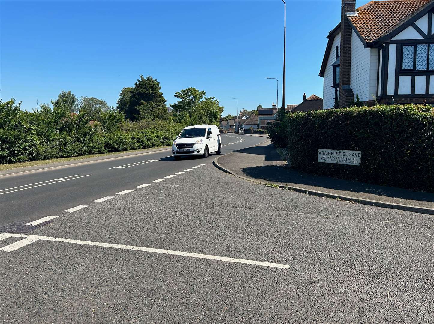 The junction of Wraightsfield Avenue and the A259 in Dymchurch