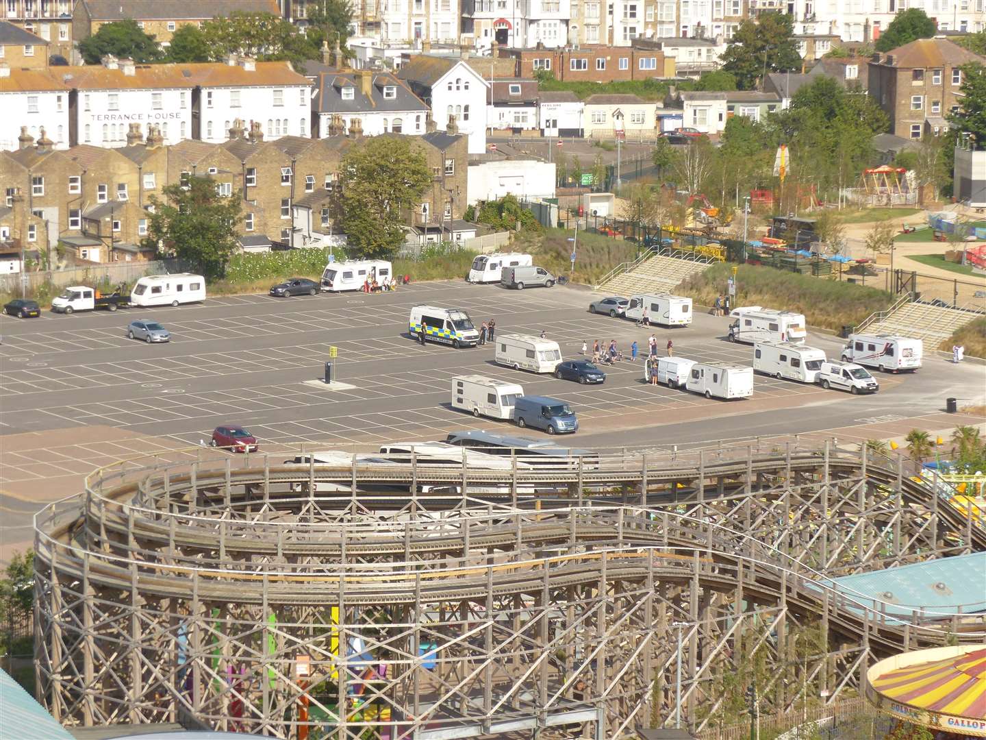 Travellers on Dreamland car park. Pic: John Moss (2794887)