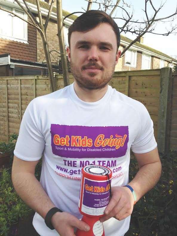 Tom McLachlan is running the London Marathon