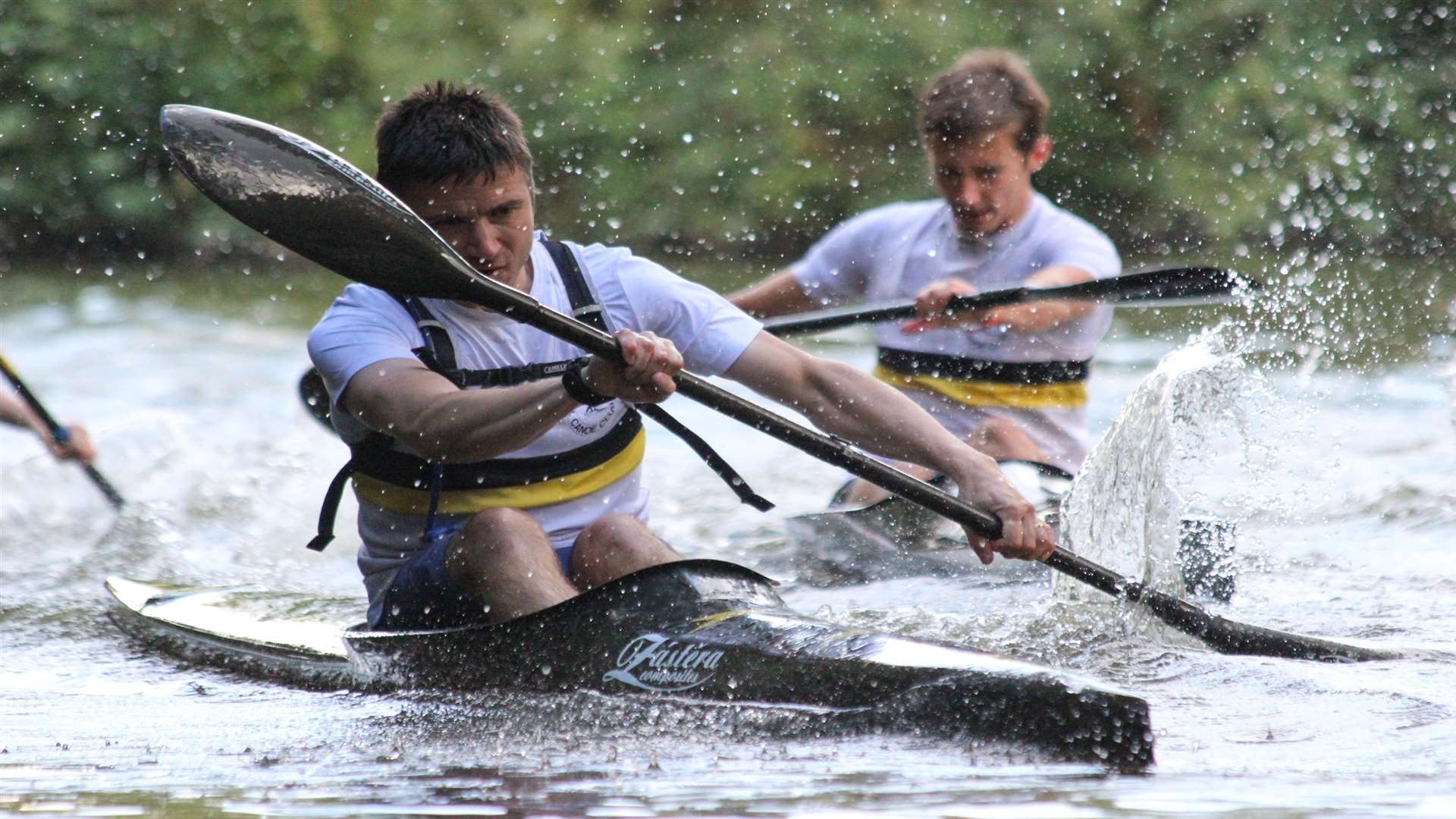 Tonbridge racers Peter Ford (front) and Lenny Clark (back) Photo credit: Phil Caisley