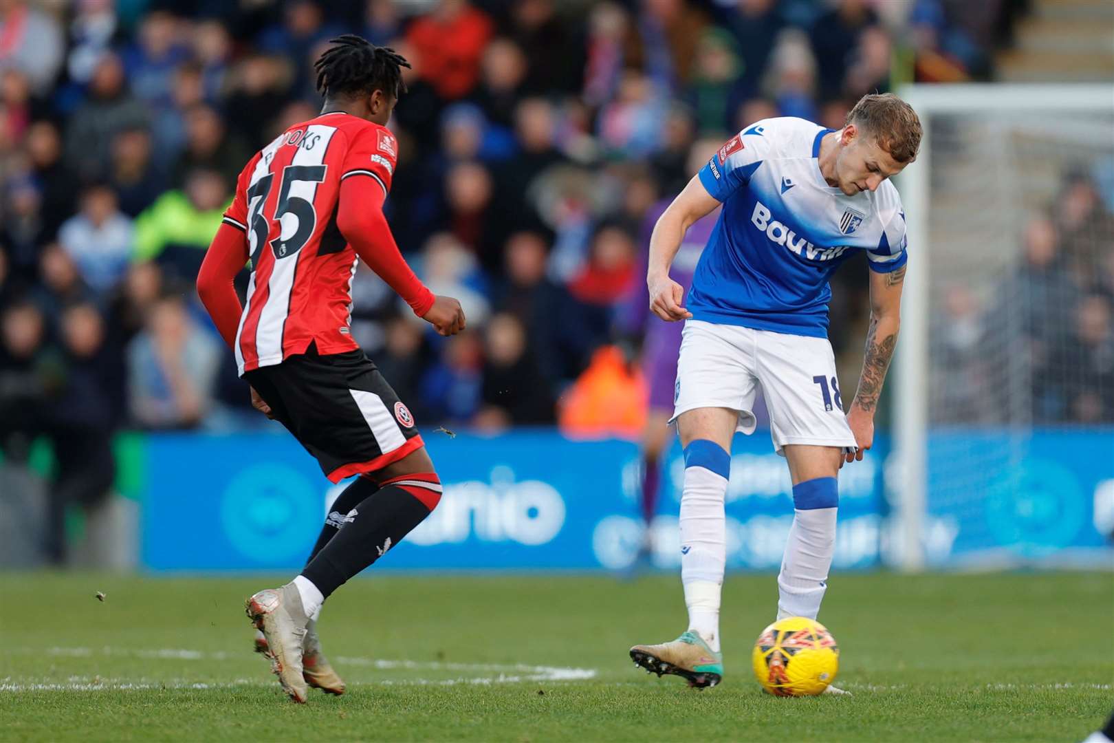 Ethan Colemen up against Sheffield United’s Andre Brooks in their FA Cup game Picture: @Julian_KPI