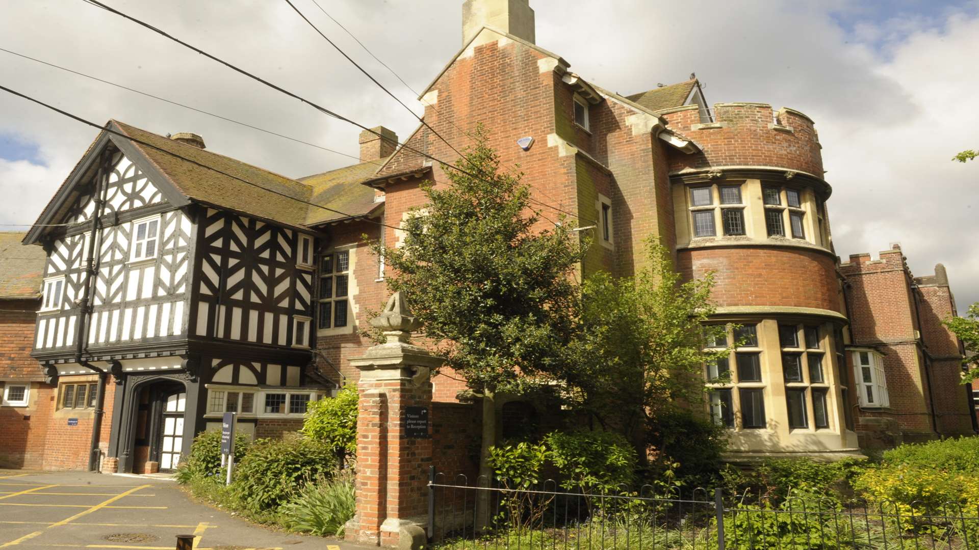 The school changed its name to Holcombe Grammar School to reflect the name of the old house the school is built around