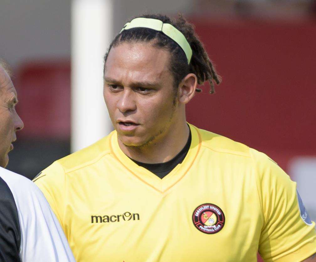 Ebbsfleet goalkeeper Nathan Ashmore Picture: Andy Payton