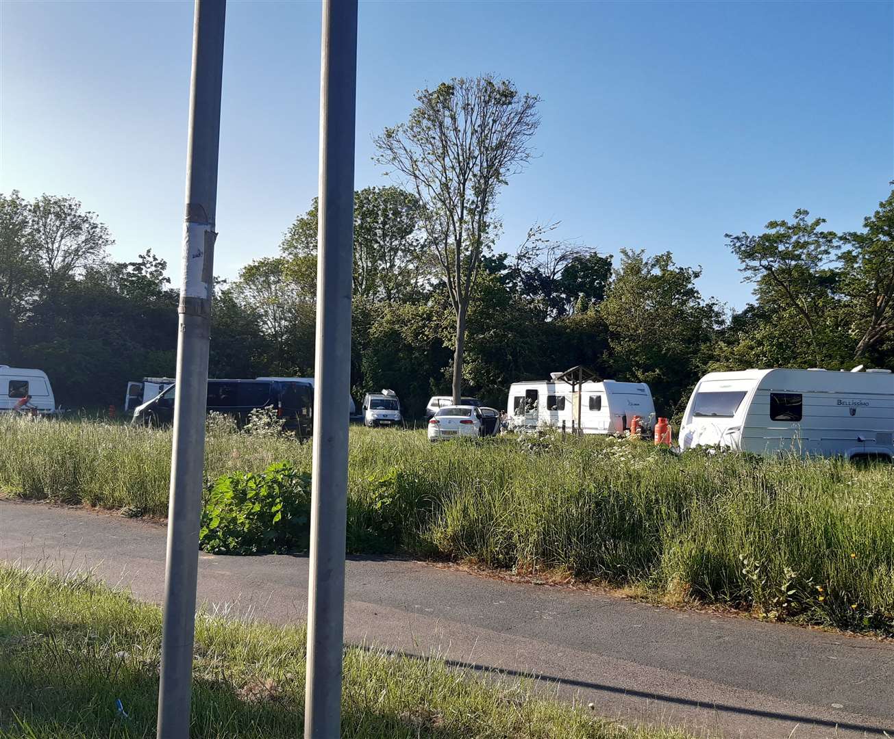 A traveller encampment was evicted from Dartford Heath yesterday.