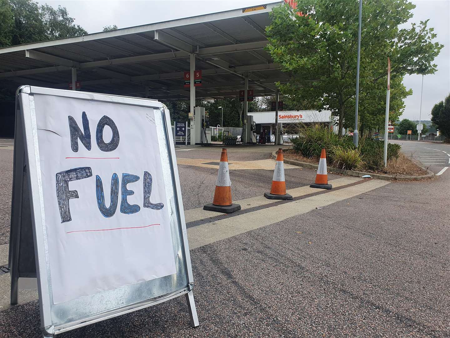 No Fuel: Sainsbury's in the Park Farm Industrial Estate (51607961)