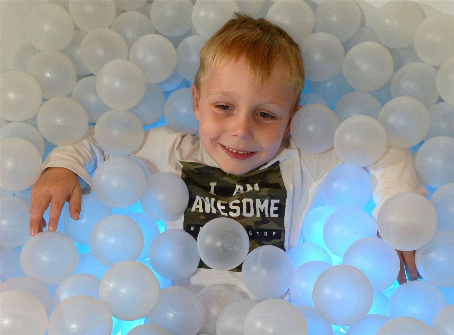 Logan Tasker, four, enjoys the new sensory equipment at Medway Maritime Hospital. Picture: Andy Jones. (19994878)