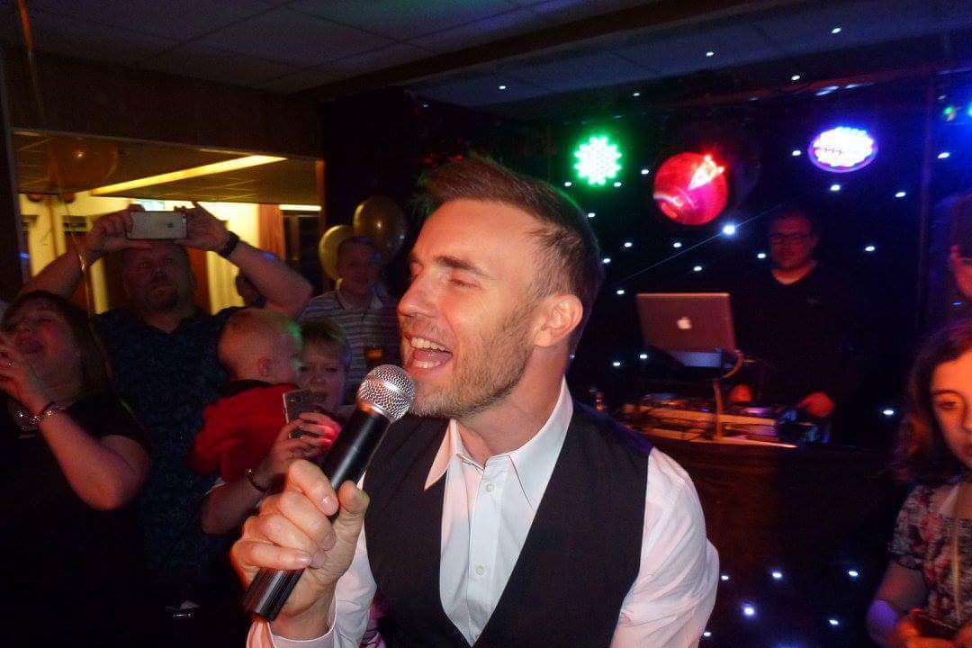 Gary Barlow went to Jo Chapman's 40th birthday