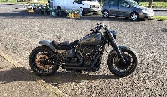 Arriving at the boozer in style, this Harley-Davidson was parked out front and when it left you could feel the throb through the floor of the pub