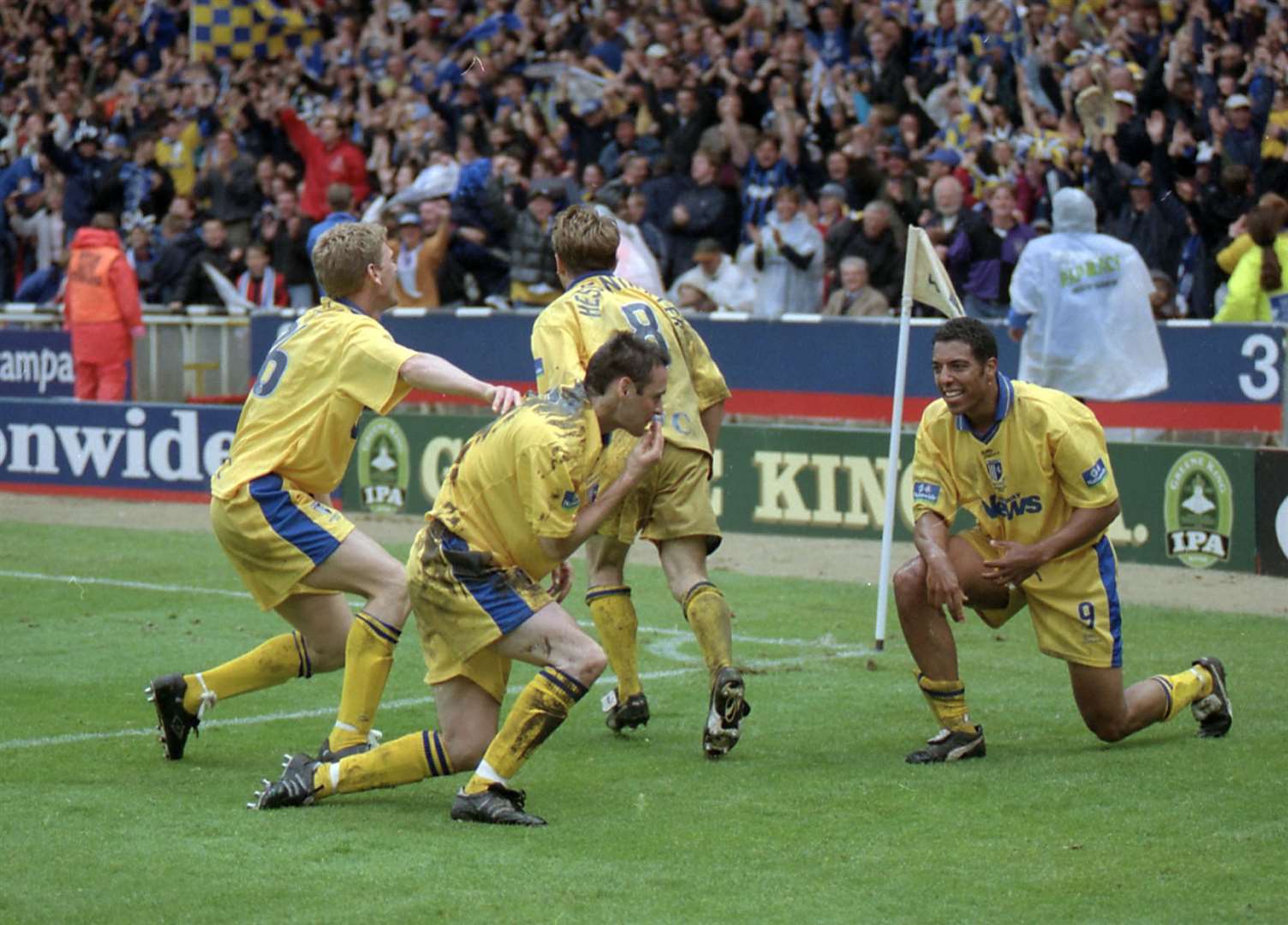 Gillingham celebrate Andy Thomson’s extra-time winner at Wembley in 2000.