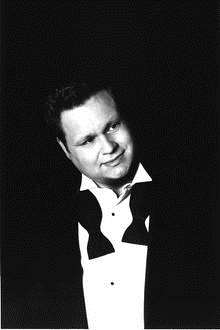 Singing sensation Paul Potts