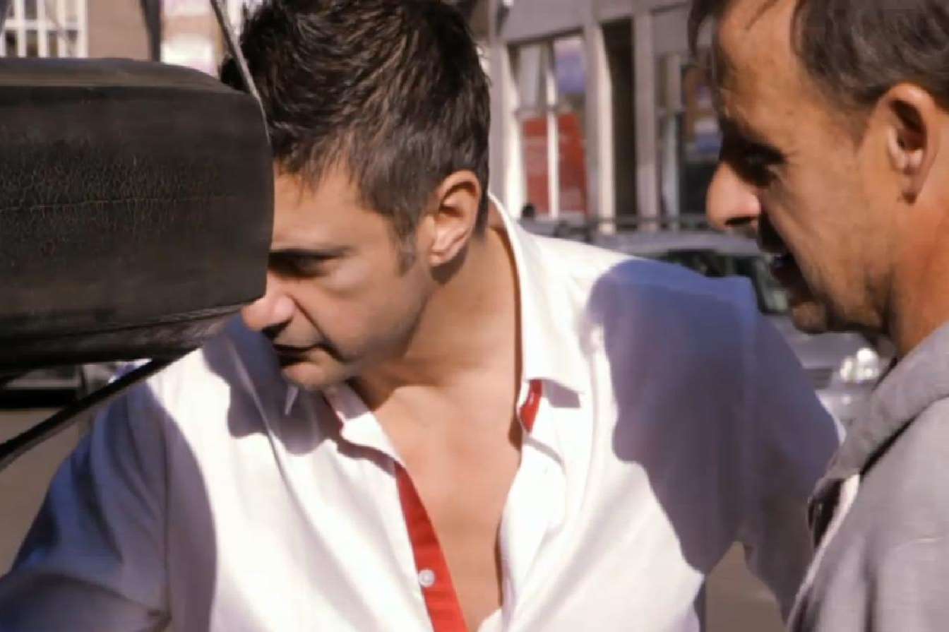 Peter Ward (right) with James Constantinou