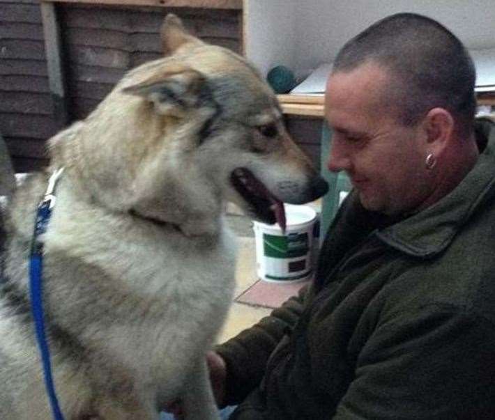 Dartford man Wayne May, a volunteer from DogLost