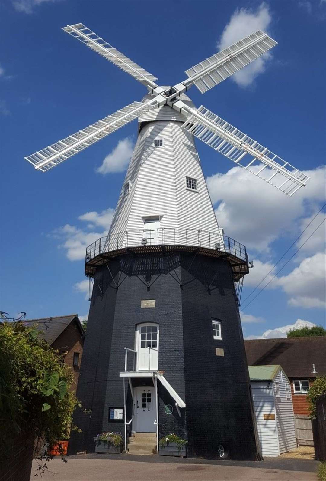 The Union Mill in Cranbrook with its new sweeps in place