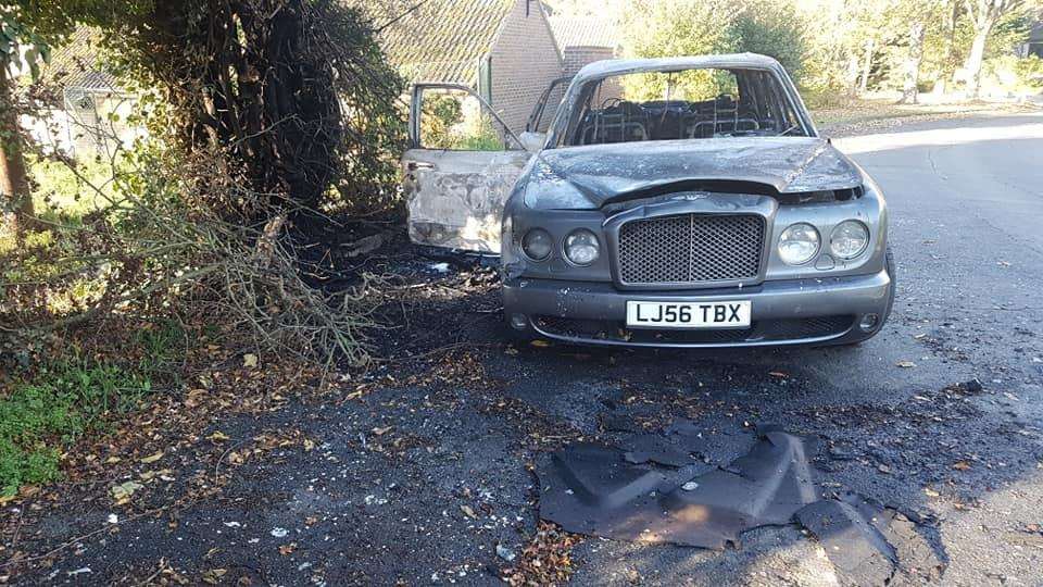 A Bentley was set alight in Rectory Meadows Southfleet - Picture Kent 999s (5051798)