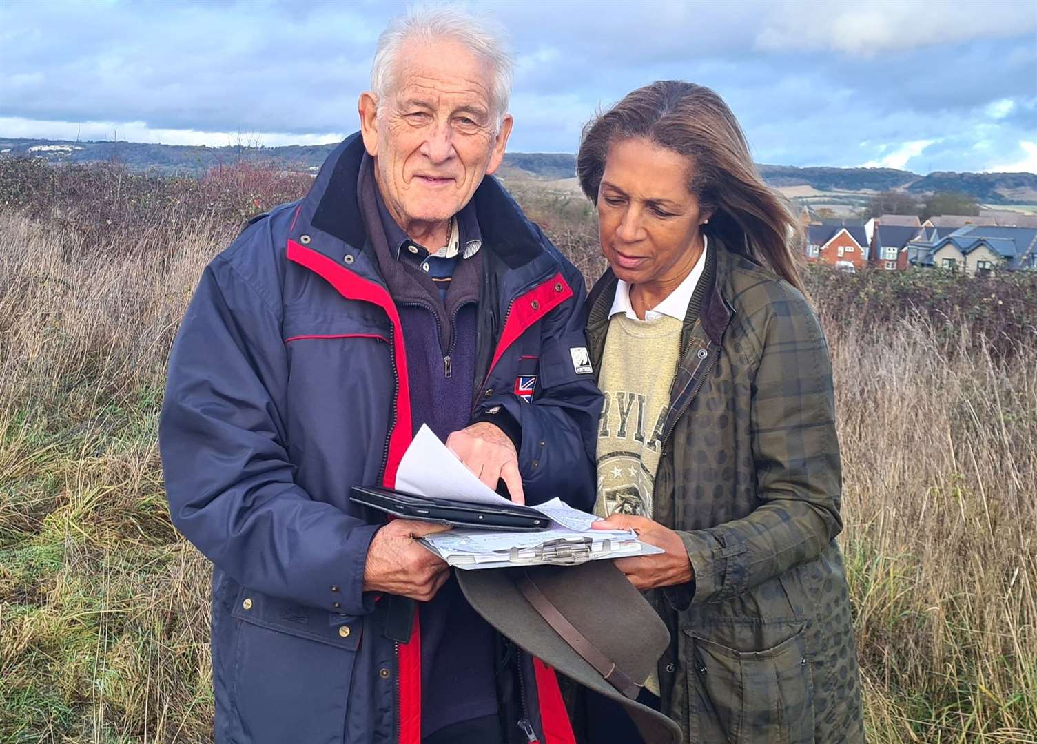 Helen Grant MP meets Keith Young, one of the MERLin campaigners at Bunyards Farm