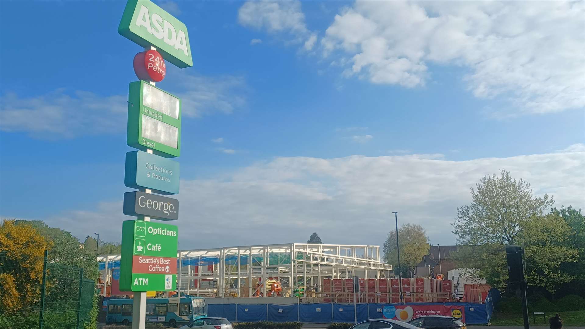 Medway's first Lidl is opposite Asda's Gillingham Pier superstore