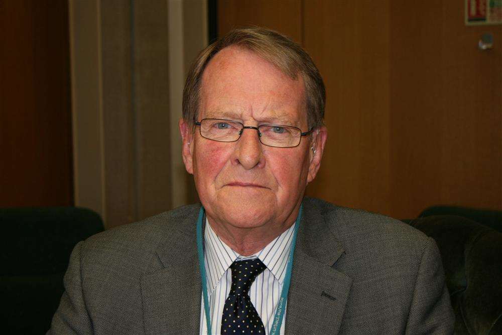 Cllr David Carr