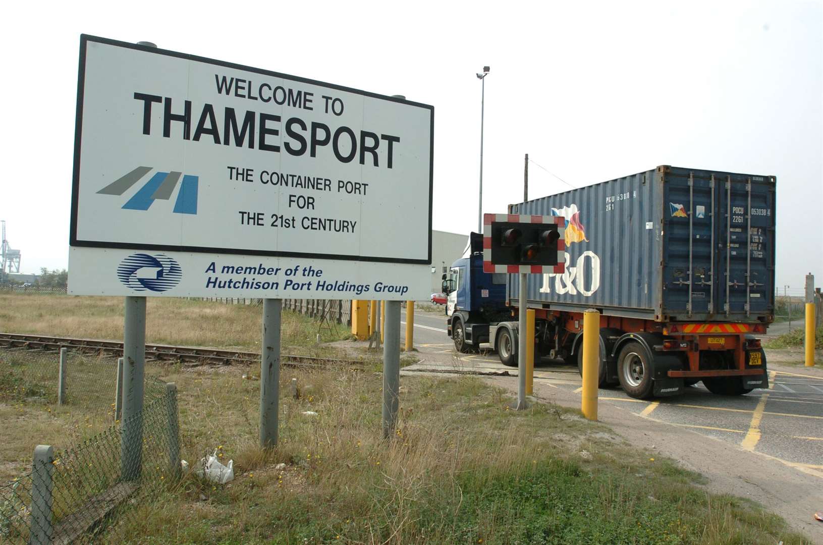 London Thamesport is playing a key role in the construction of the eastern end of the tunnel system