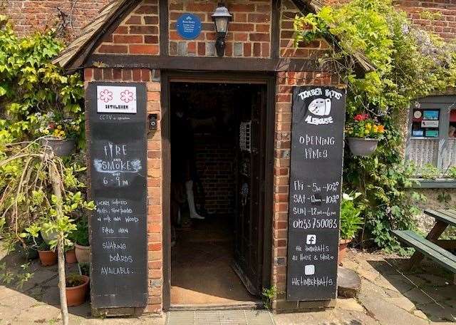 The traditional looking entrance doesn’t really prepare you for the assault on your senses once you’re through the door. I think the Fire and Smoke between 6pm and 9pm could be worth trying