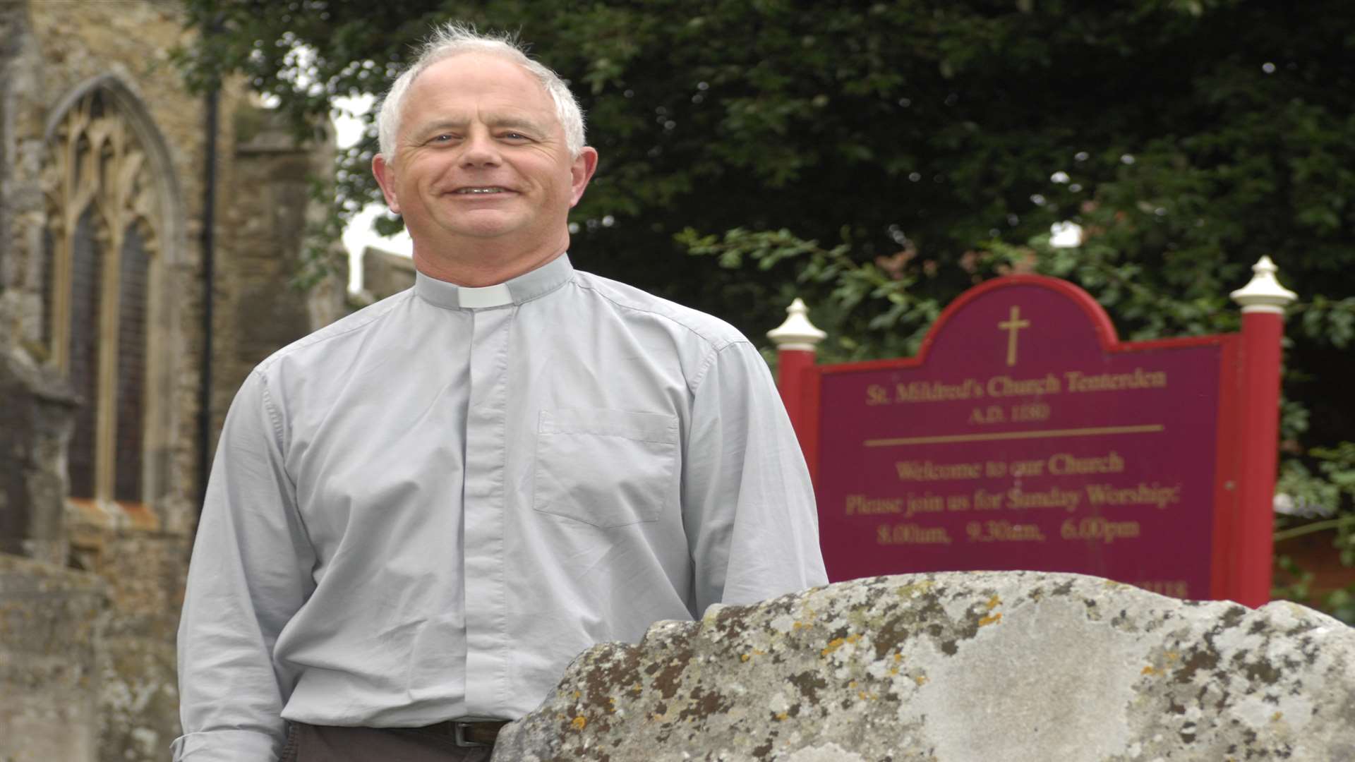 Vicar Rev Lindsay John Hammond