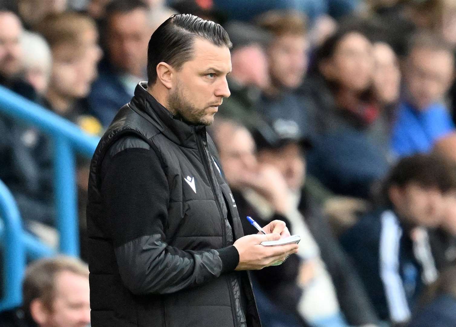 Gillingham manager Mark Bonner looking to turn the form book on its head Picture: Keith Gillard