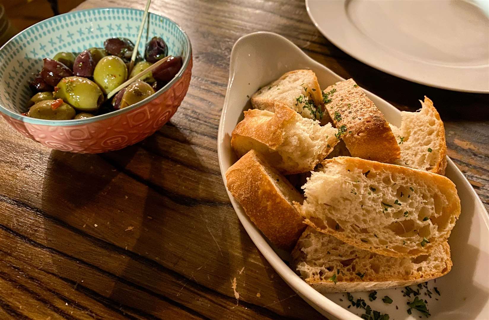 The free olives, bread and dip were a welcome surprise to kick off the meal