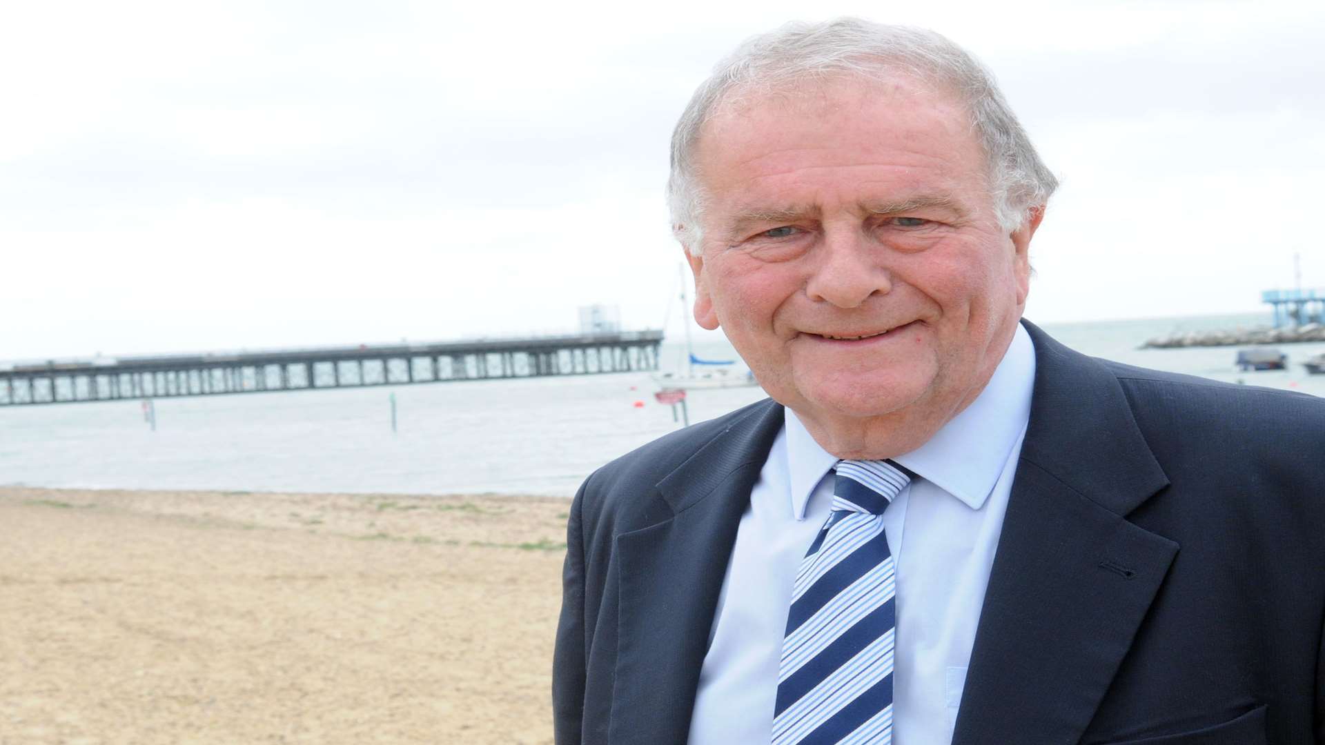 Sir Roger Gale helped Lady Thatcher on how to appear on TV in the Commons