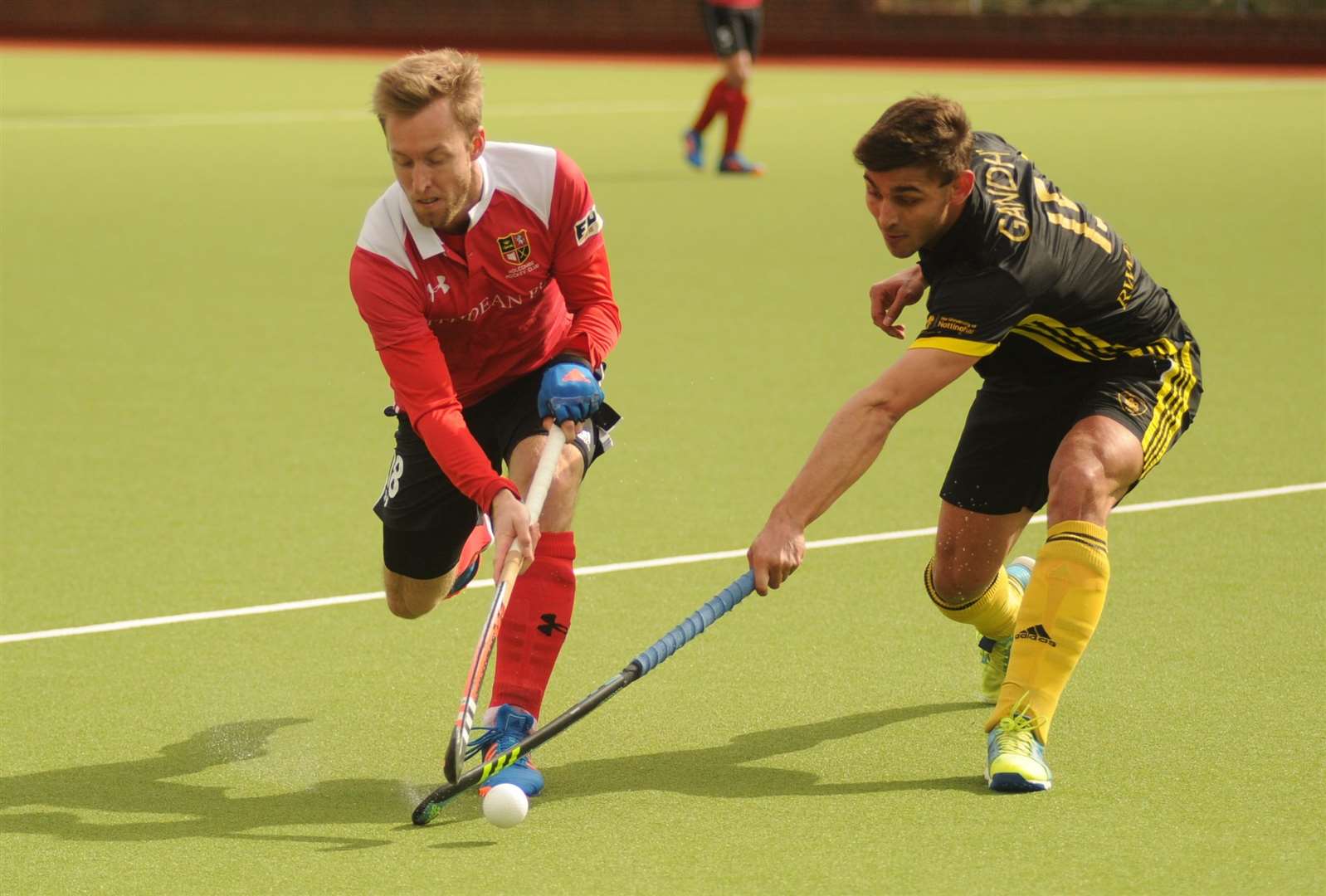 Barry Middleton in action for Holcombe Picture: Steve Crispe