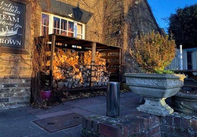 The pub has a great log burner so it’s not surprising to see a decent-sized wood store near the front door