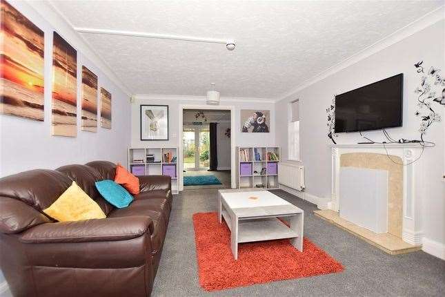 The living room. Picture: Zoopla / Wards