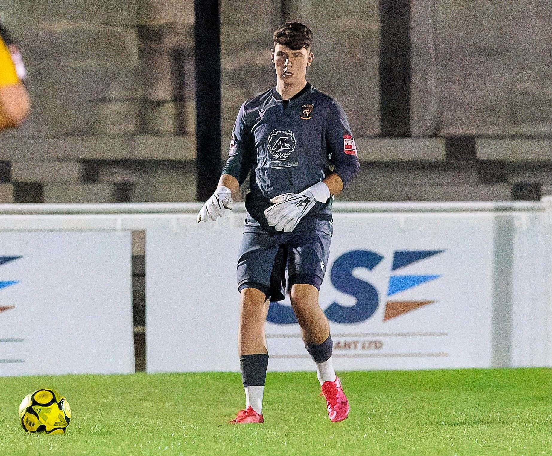 Young Folkestone keeper Dan Kennedy in action against Phoenix Sports at Cheriton Road. Picture: Helen Cooper