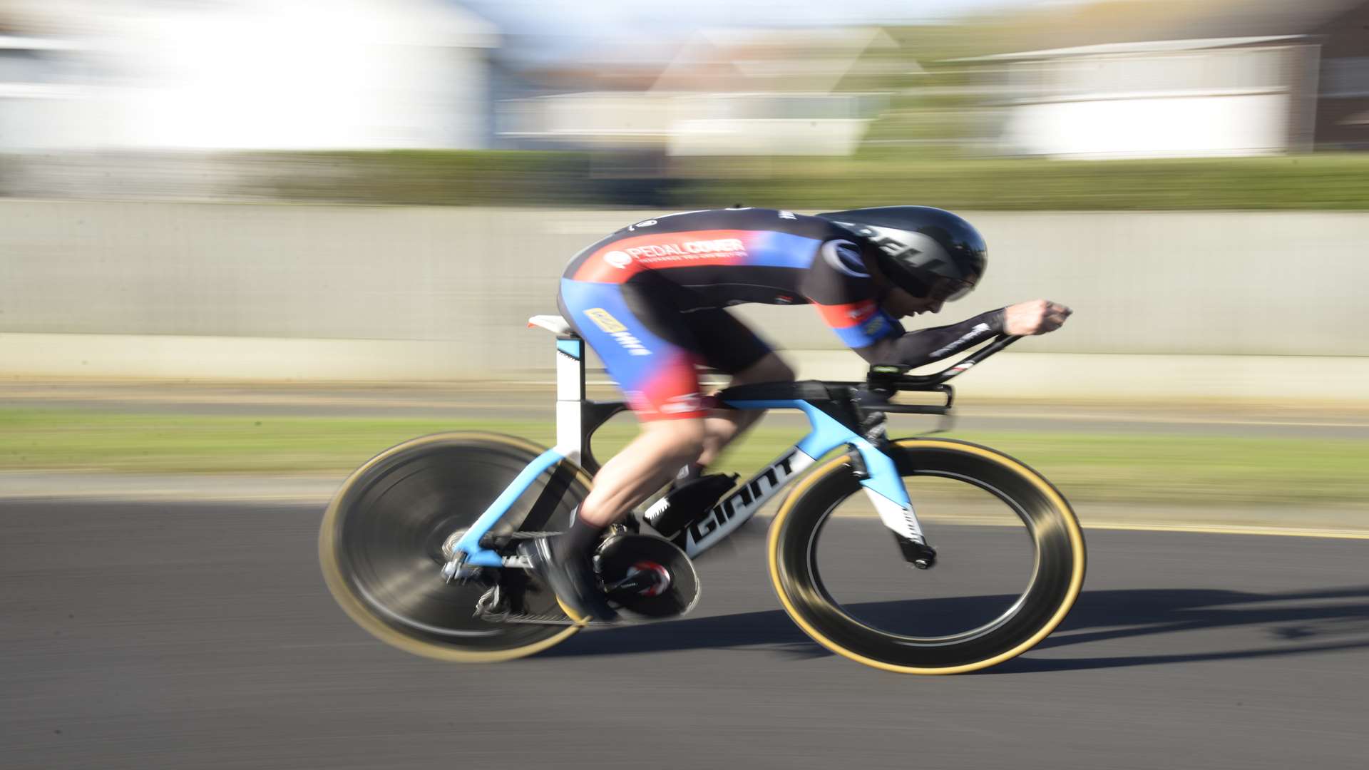 Jonathan Parker tried to break the record for the fastest cycle from London to Paris