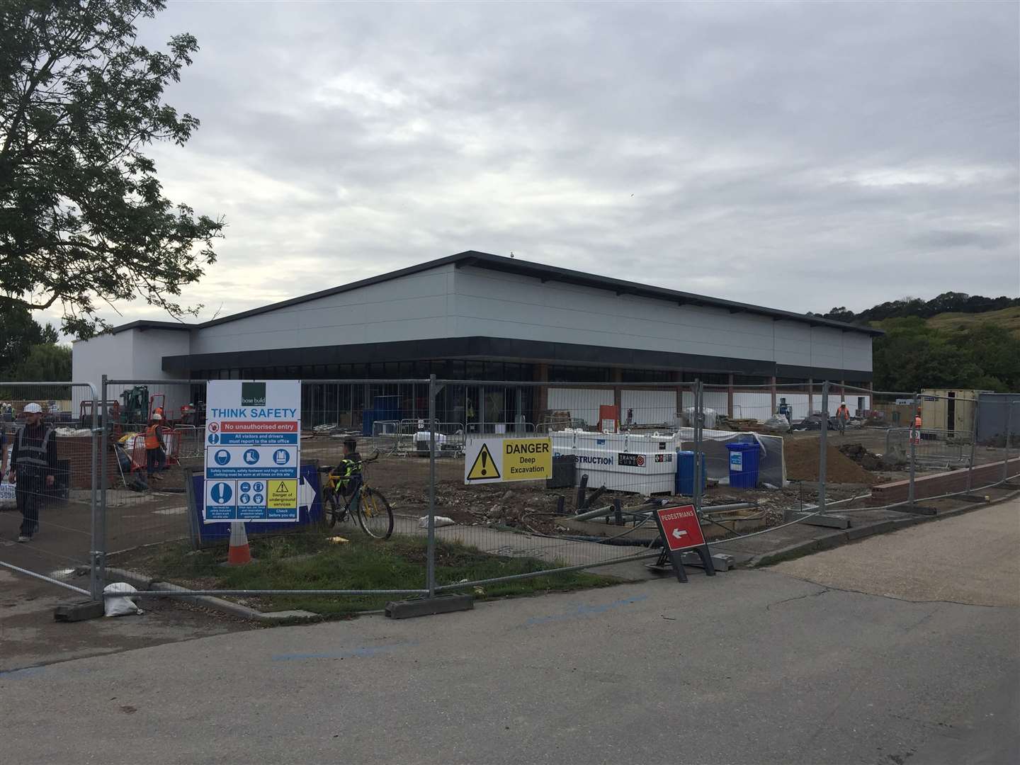 Aldi takes shape in Hythe. Picture Alex Jee (16327713)