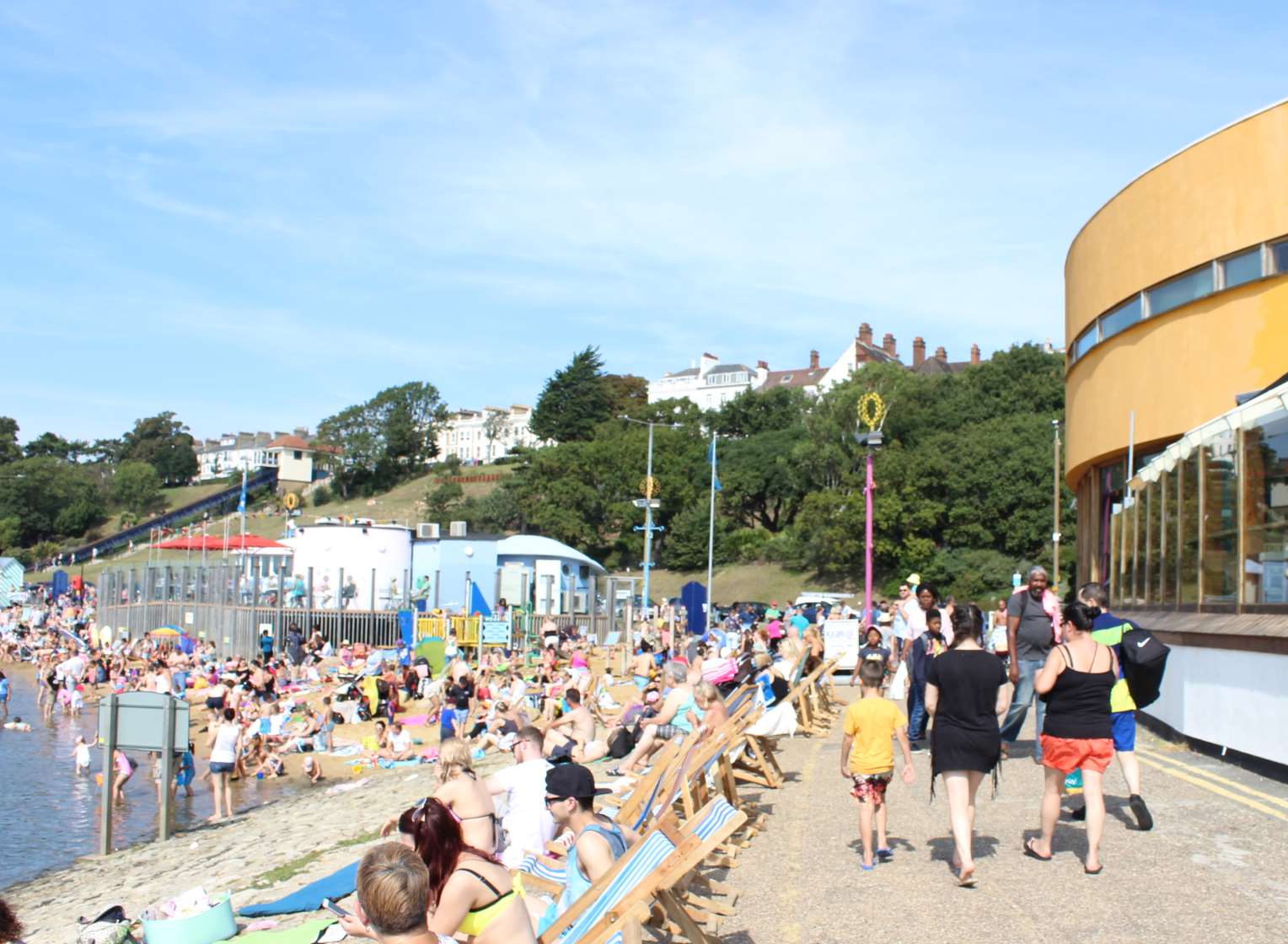 Southend: New seafront restaurant and artificial lagoon for safe paddling when the tide is out