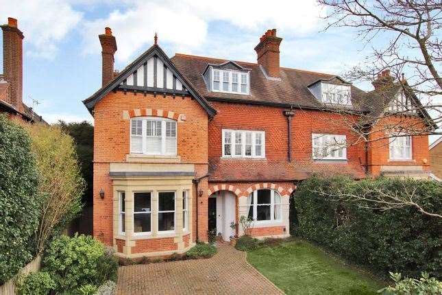 Tonbridge's priciest house on the market - a seven-bed in Yardley Park Road. Picture: Zoopla / Savills