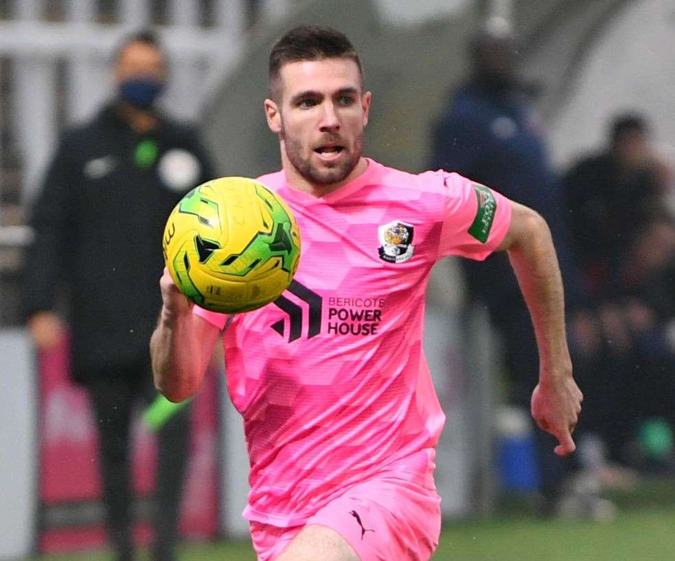 Dartford winger Danny Leonard Picture: Keith Gillard