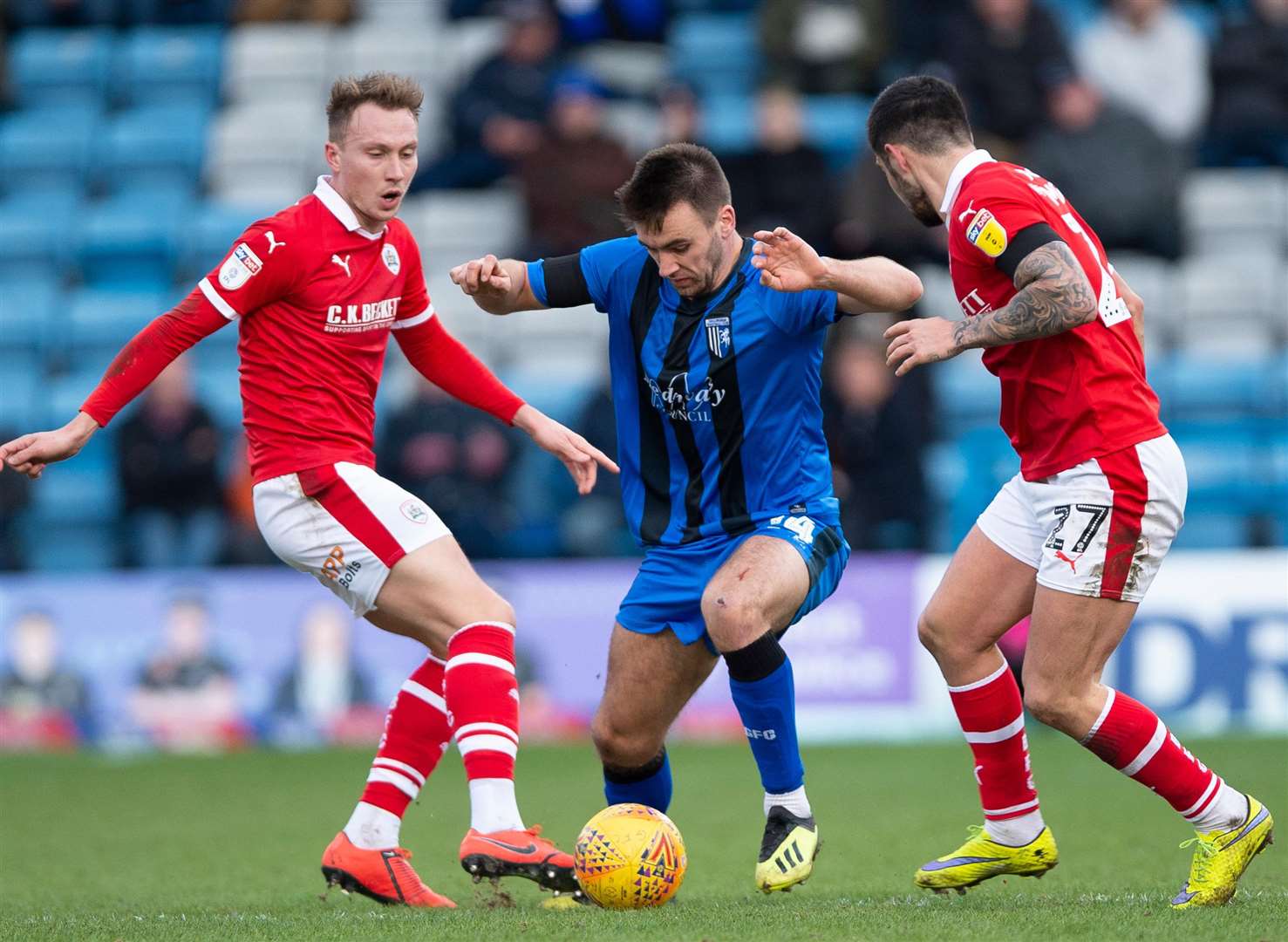 Josh Rees outnumbered in midfield Picture: Ady Kerry