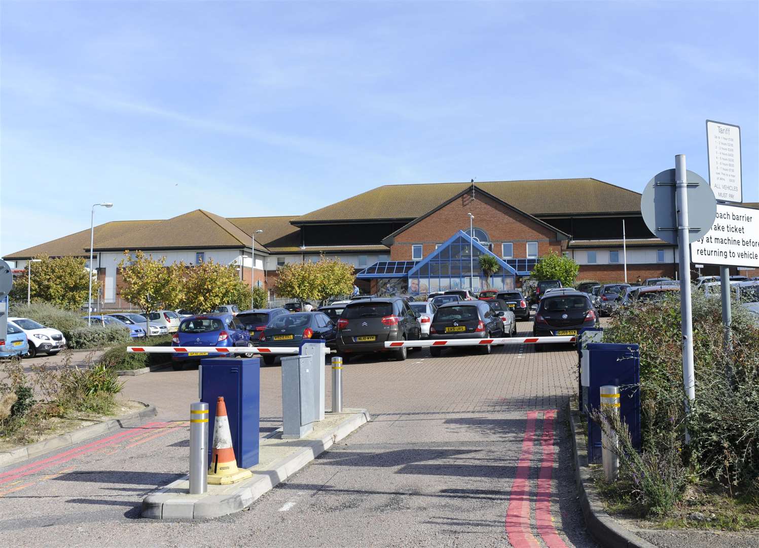 An operating theatre at Margate's Queen Elizabeth Queen Mother Hospital was recorded at a dangerously high temperature of 29C