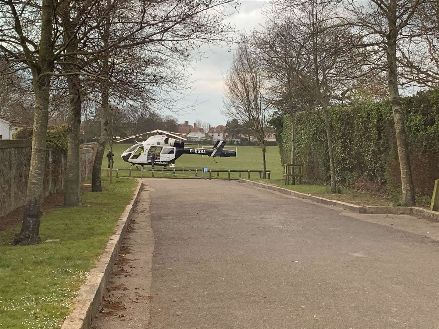 The air ambulance lands in Marke Wood Park