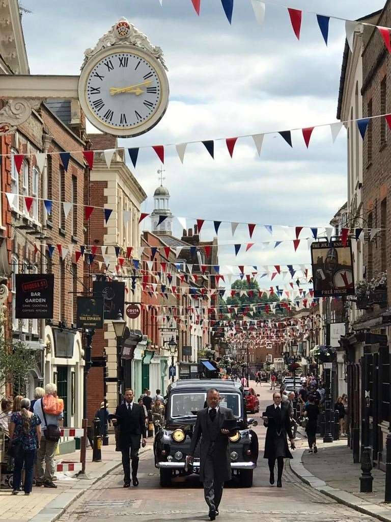 The late Terry Allen leads funeral cortege along Rochester High Street