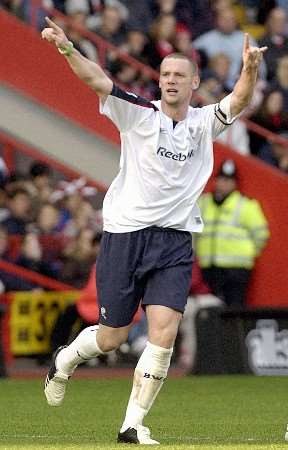 Bolton skipper Kevin Nolan acknowledges the Wanderer's support after scoring his 71st minute winner at The Valley. Picture by MATTHEW WALKER