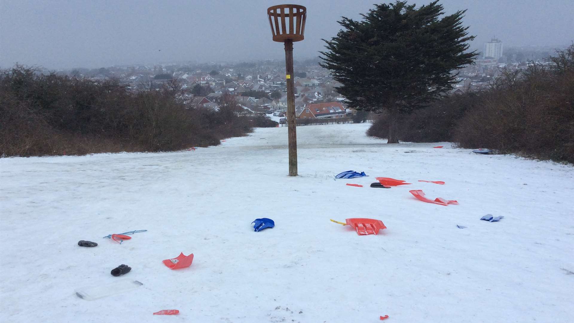 The dumped sledges on Duncan Down