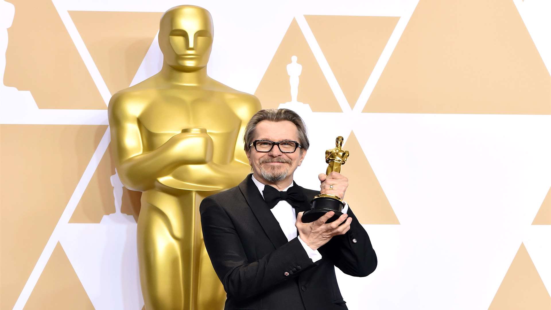 Gary Oldman with his Oscar