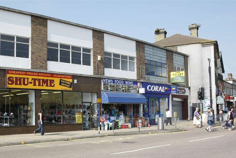 A visit to Strood was described as "like spending an eternity having red-hot knitting needles jammed underneath your fingernails"