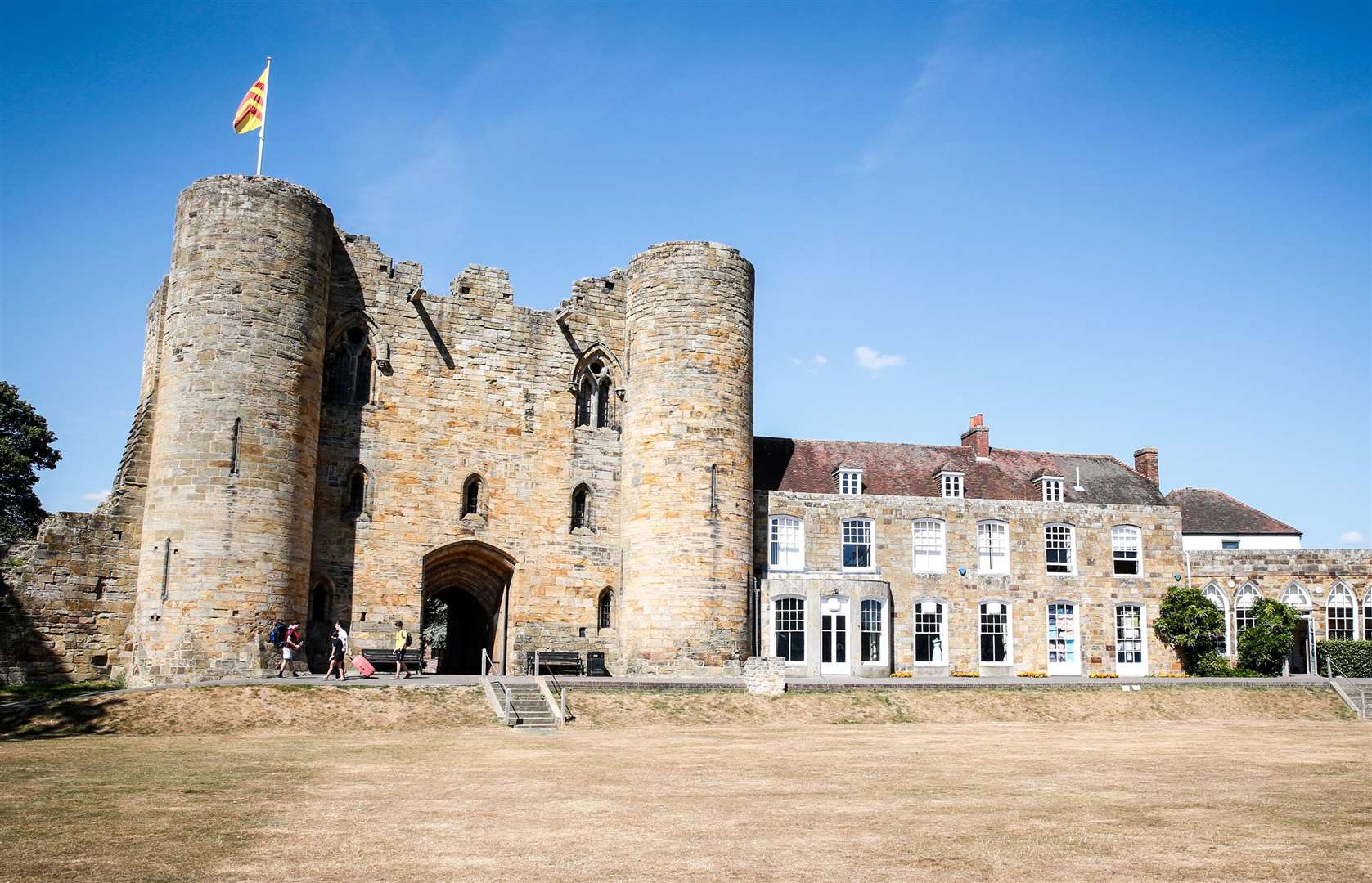 A parched Tonbridge Castle during the heatwave. Picture: Matthew Walker