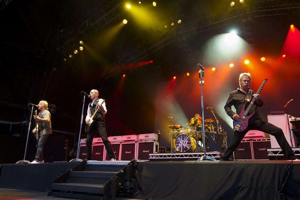 Status Quo on stage