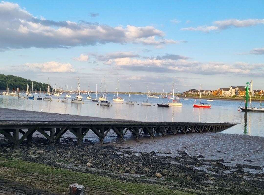 Uninterrupted views over the River Medway from Lower Upnor before the boat arrived